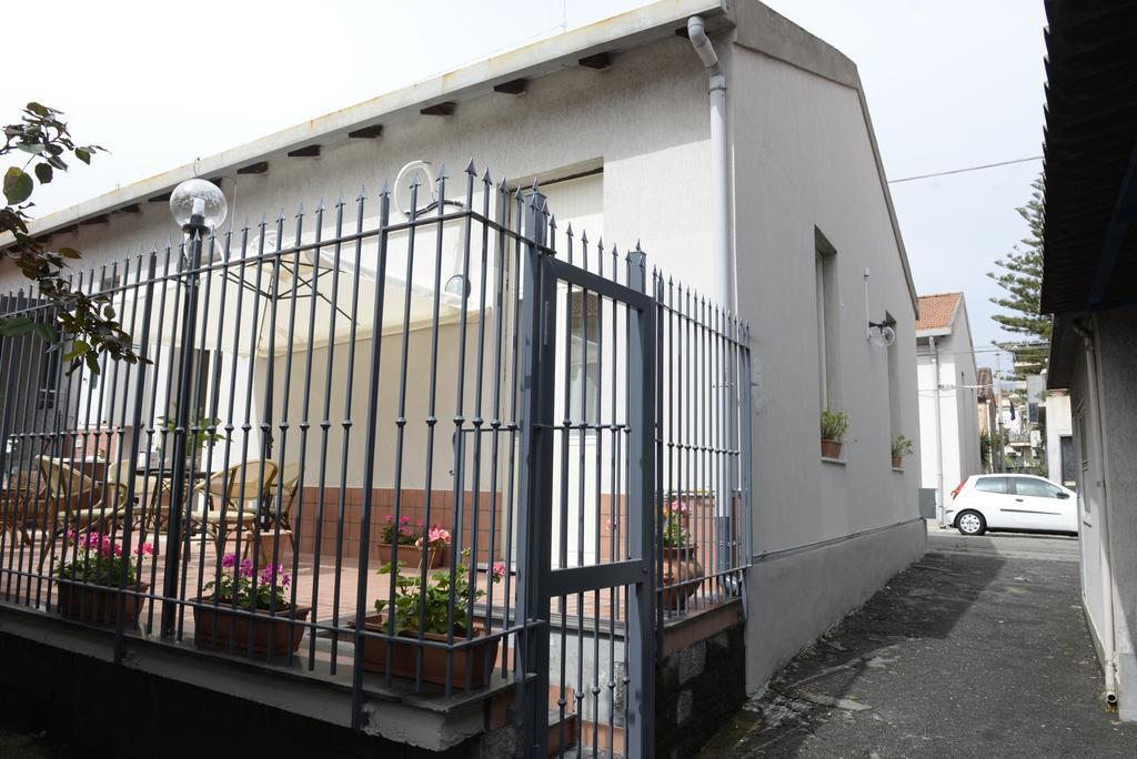 B&B San Leonardo Mascali Exterior foto